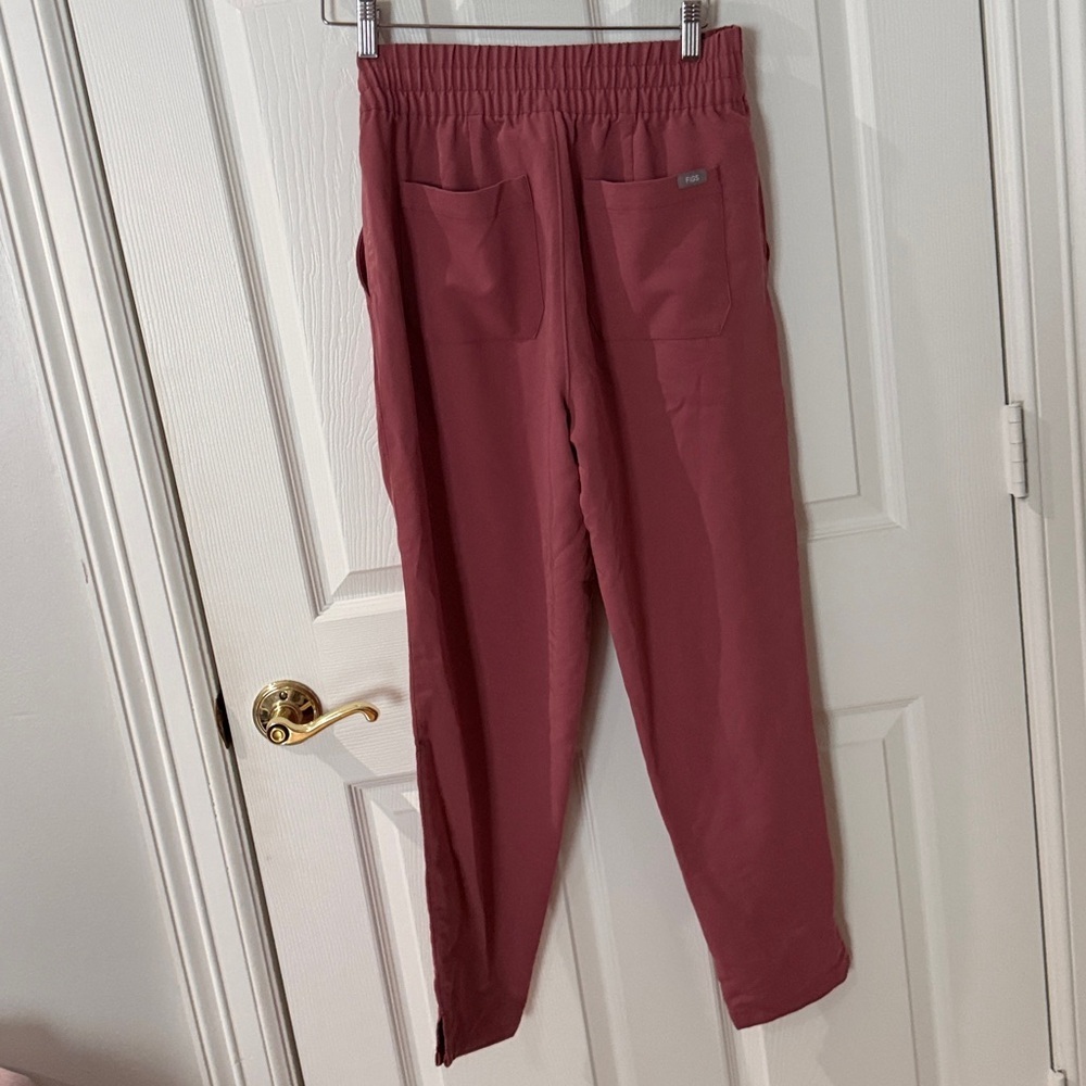 Figs women’s high waisted mauve LILLE tapered pant medium limited edition - Picture 3 of 5